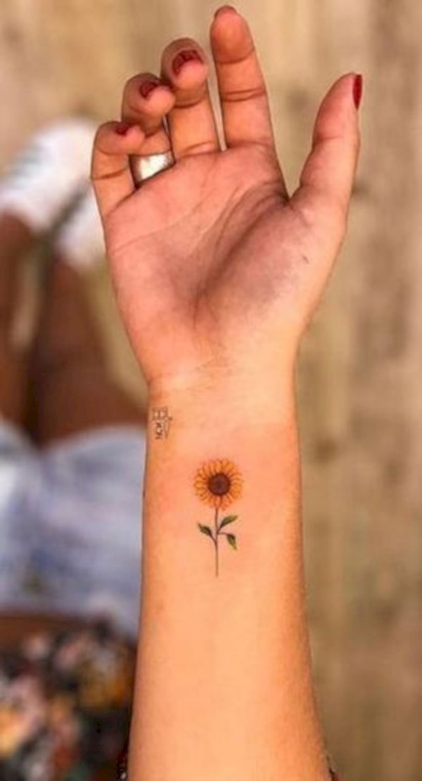 40 Cute Small Tattoo Designs And Ideas For Women In 2019 - Buzz Hippy